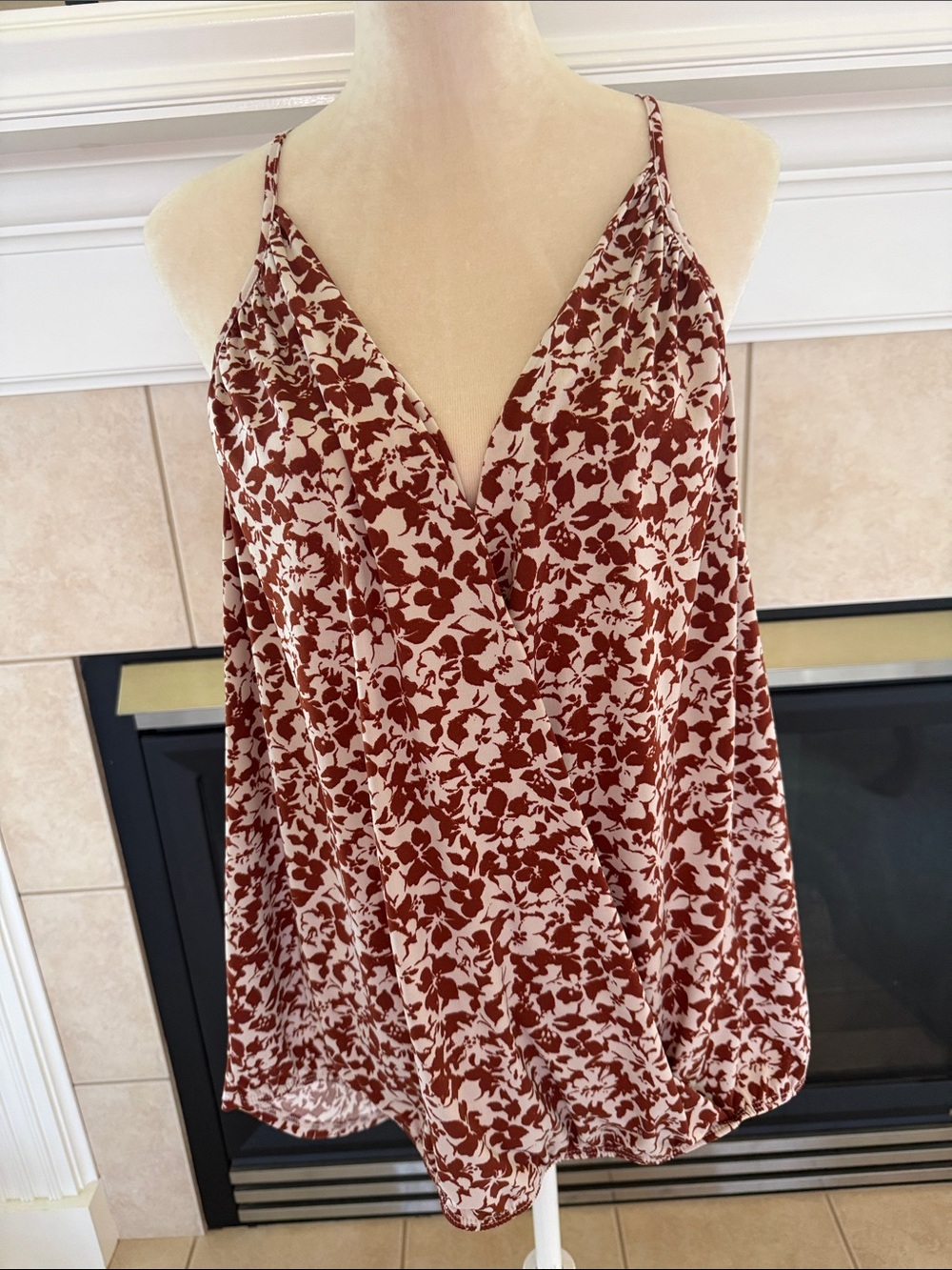 West Kei Rust & White Floral V-Neck Spaghetti Strap Cami